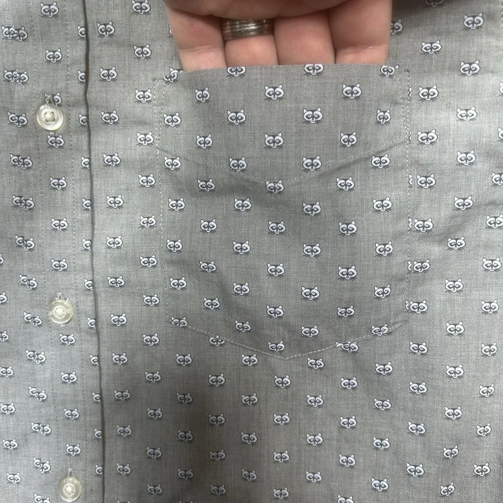 Banana Republic Shirt Mens M Gray Luxe Poplin Untucked Slim Fit Racoon Print EUC